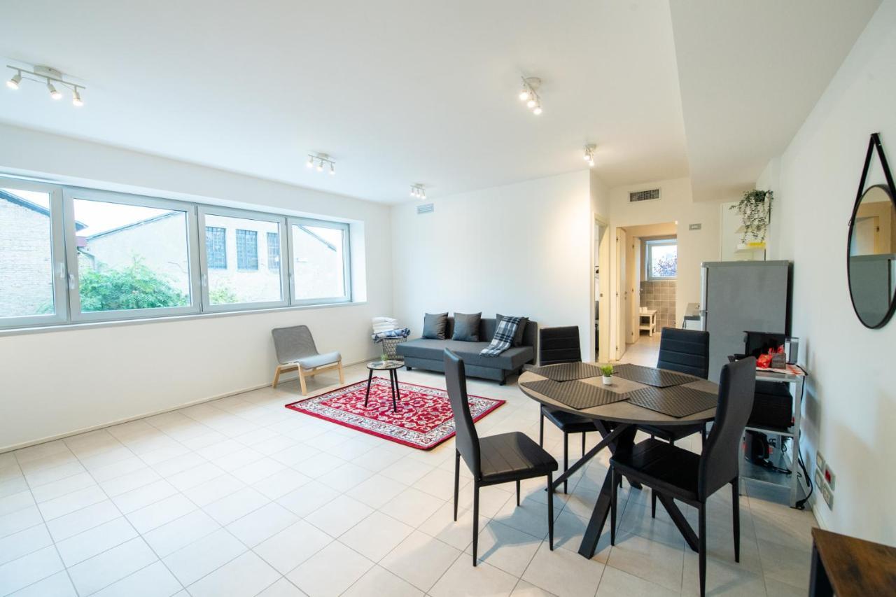 350 M Dalla Stazione L Parcheggio Free L Nova Loft Apartment Parma Ngoại thất bức ảnh