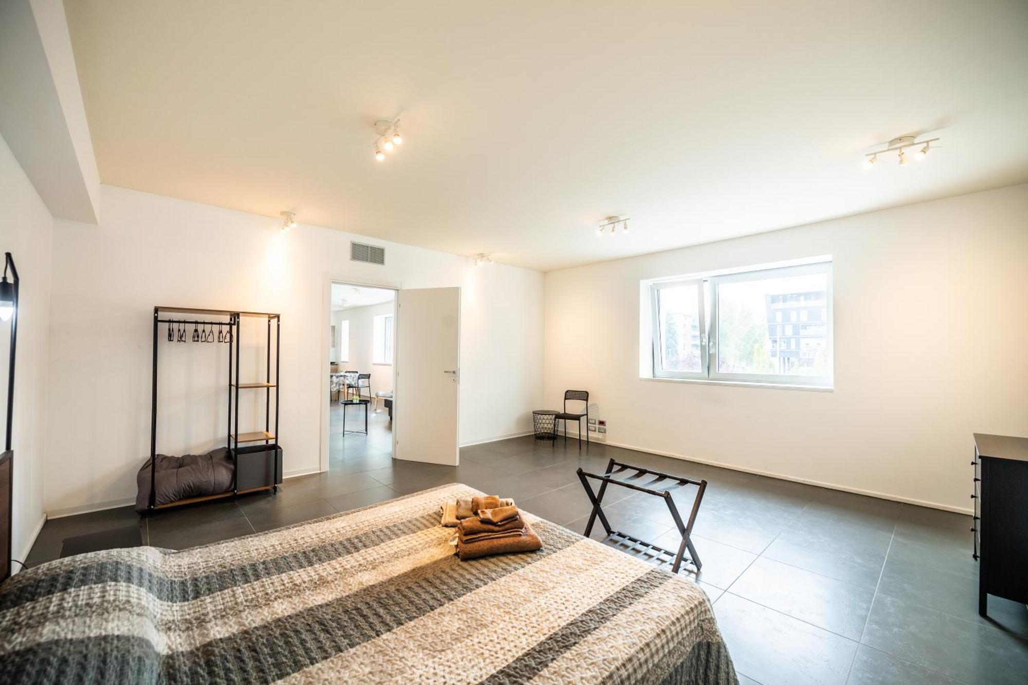 350 M Dalla Stazione L Parcheggio Free L Nova Loft Apartment Parma Ngoại thất bức ảnh